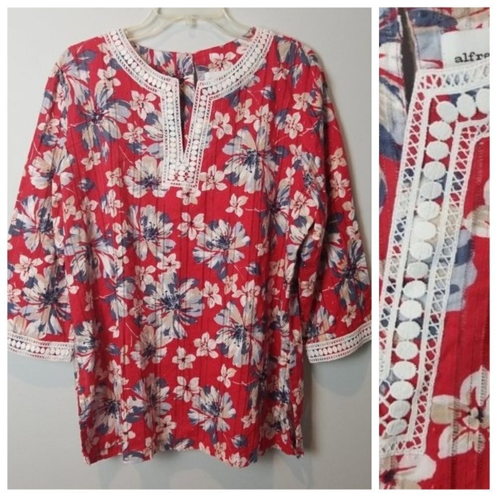 Alfred Dunner Red floral crochet Shirt 18